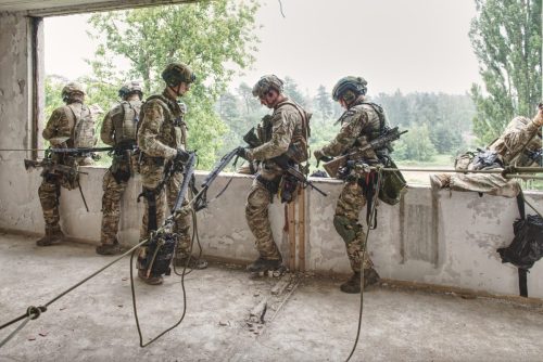 2.3.4. B-rdy Team Rappelling for CQB Course